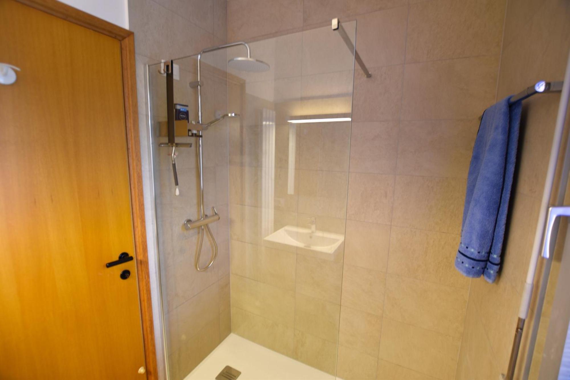 2-Bedroom Lakeview Apartment Bella Gaeta San Siro  Dış mekan fotoğraf